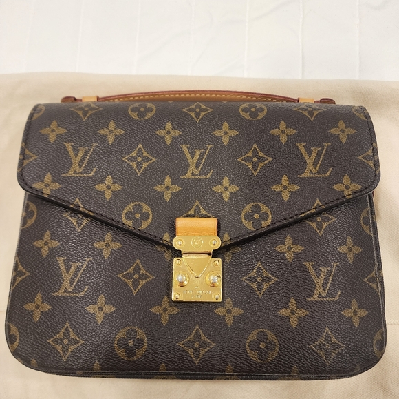 Louis Vuitton Monogram Pochette Metis - Picture 1 of 8